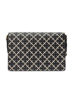By Malene Birger LOENNA