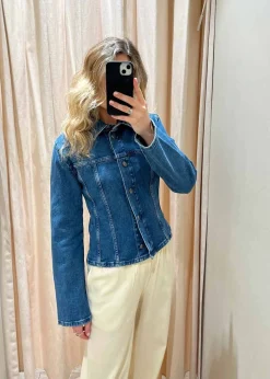 Modström IsoldeMD solid shirt
