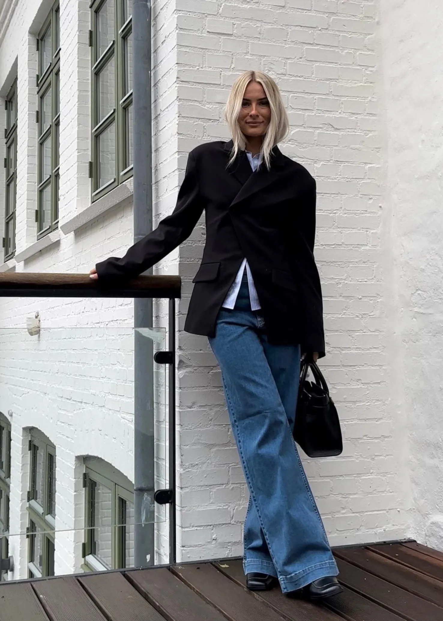 Oval Square OSLuxury Blazer
