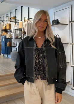 Oval Square Rocker Leather Bomber