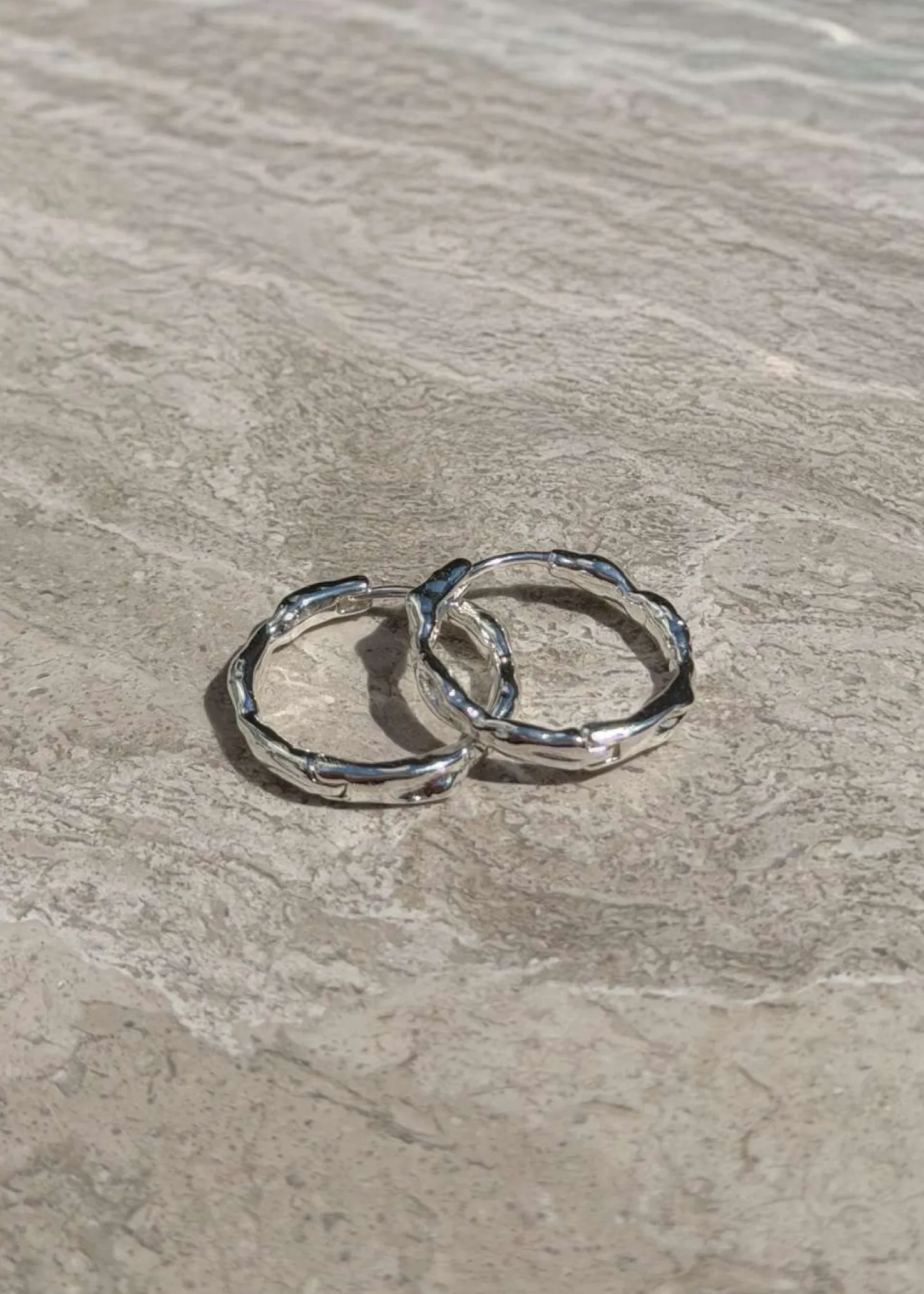 Pilgrim EDDY organic shaped medium hoops silver-plated