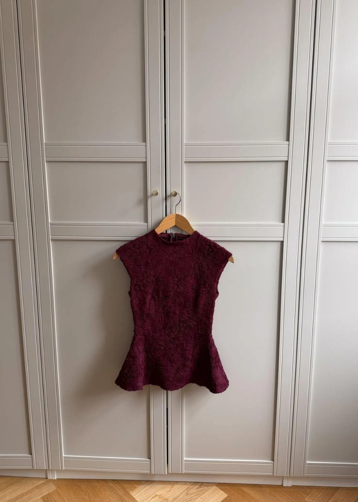 Rotate FLOWER MESH TOP