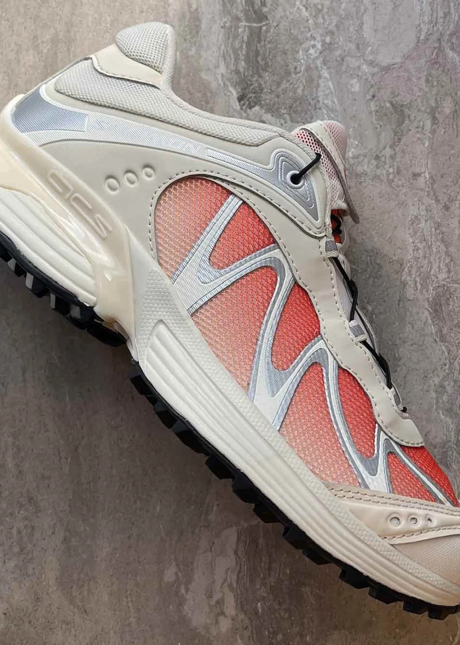 Salomon XT-WHISPER