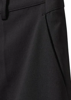 The Garment Grand Shorts