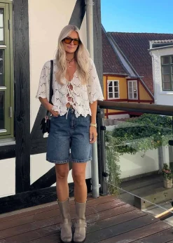 Woodbird Maggie Blooke Shorts