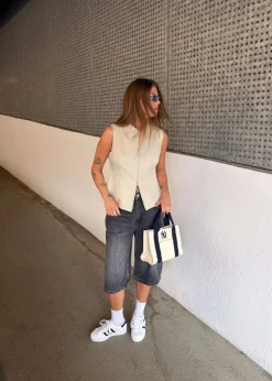 Woodbird Shan Aged Shorts